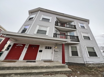 97 Blossom St, Fitchburg, Massachusetts, 10 Bedrooms Bedrooms, 20 Rooms Rooms,4 BathroomsBathrooms,Residential Income,For Sale,Blossom St,73325047