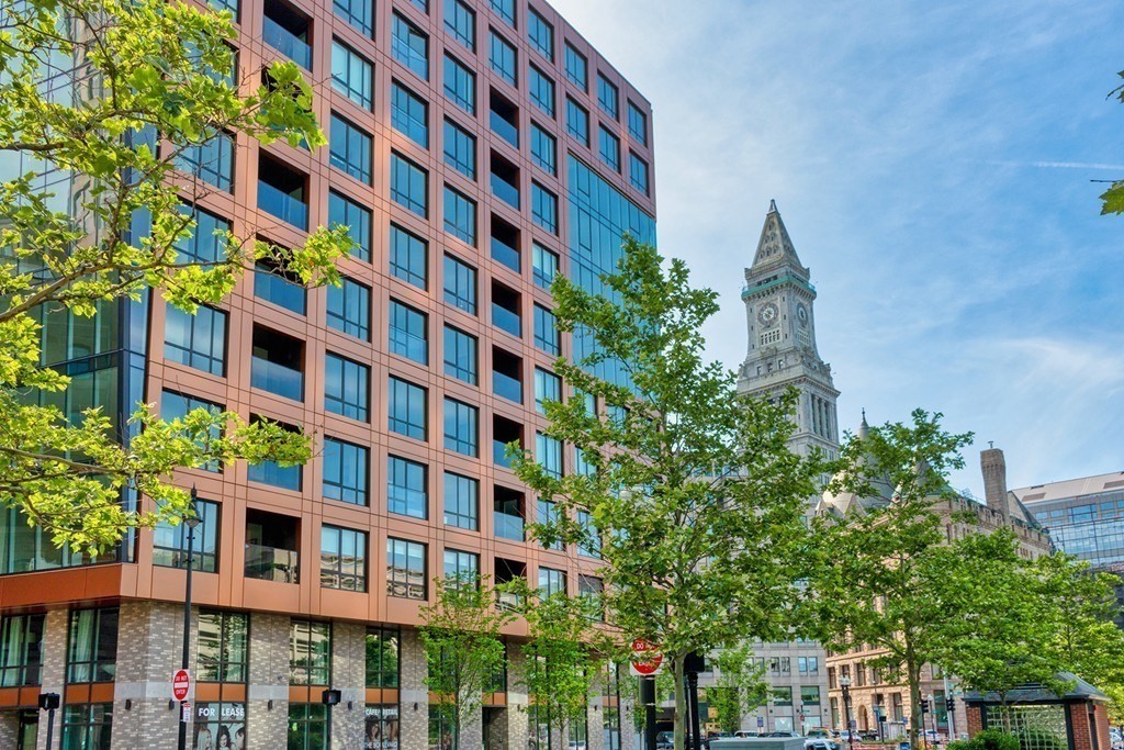 110 Broad Street, Boston, Massachusetts, 3 Bedrooms Bedrooms, 6 Rooms Rooms,3.5 BathroomsBathrooms,Residential Lease,For Rent,Broad Street,73336394