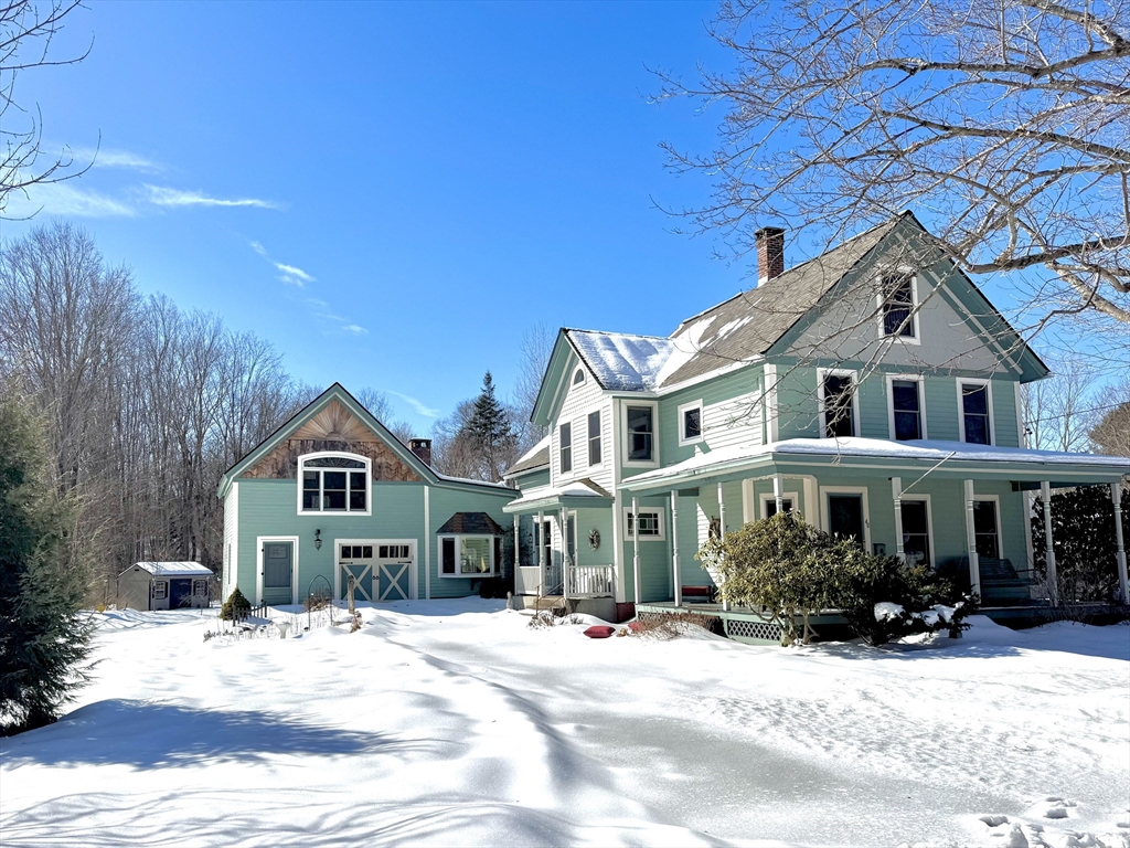 40 School St, Northborough, Massachusetts, 4 Bedrooms Bedrooms, 9 Rooms Rooms,2 BathroomsBathrooms,Residential,For Sale,School St,73336750