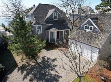 118 Shore Drive West, Mashpee, Massachusetts, 4 Bedrooms Bedrooms, 8 Rooms Rooms,2.5 BathroomsBathrooms,Residential,For Sale,Shore Drive West,73220243