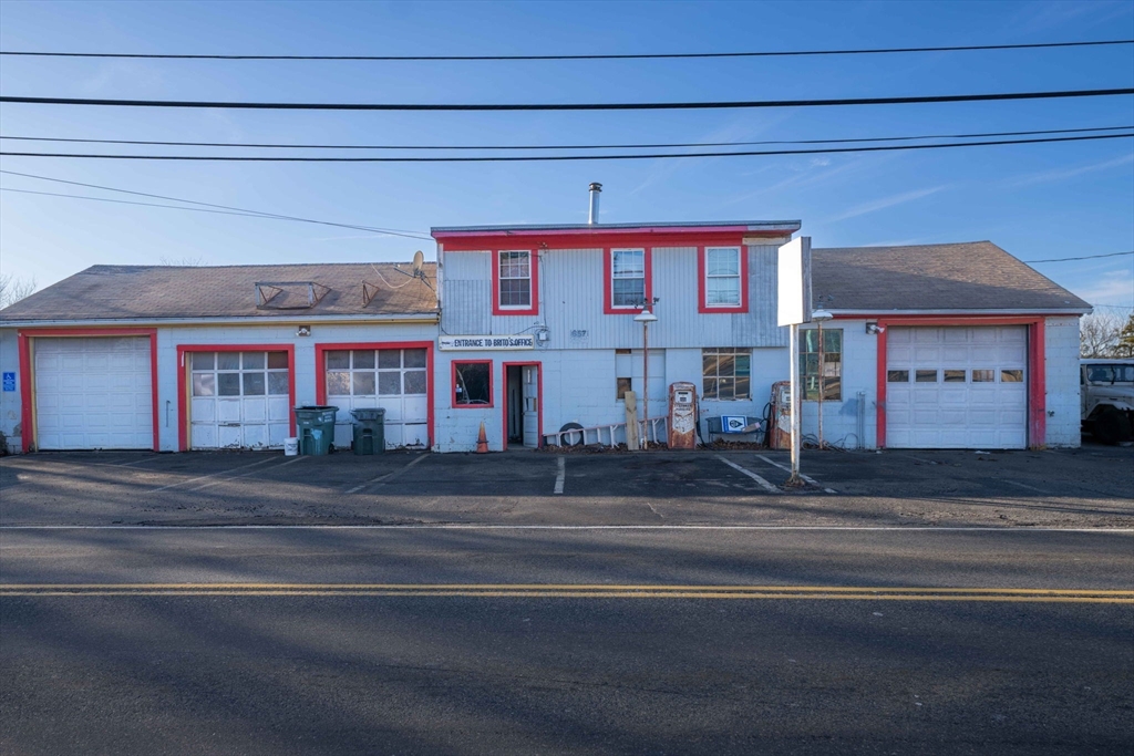 657 Yarmouth Rd, Barnstable, Massachusetts, ,Commercial Sale,For Sale,Yarmouth Rd,73337007