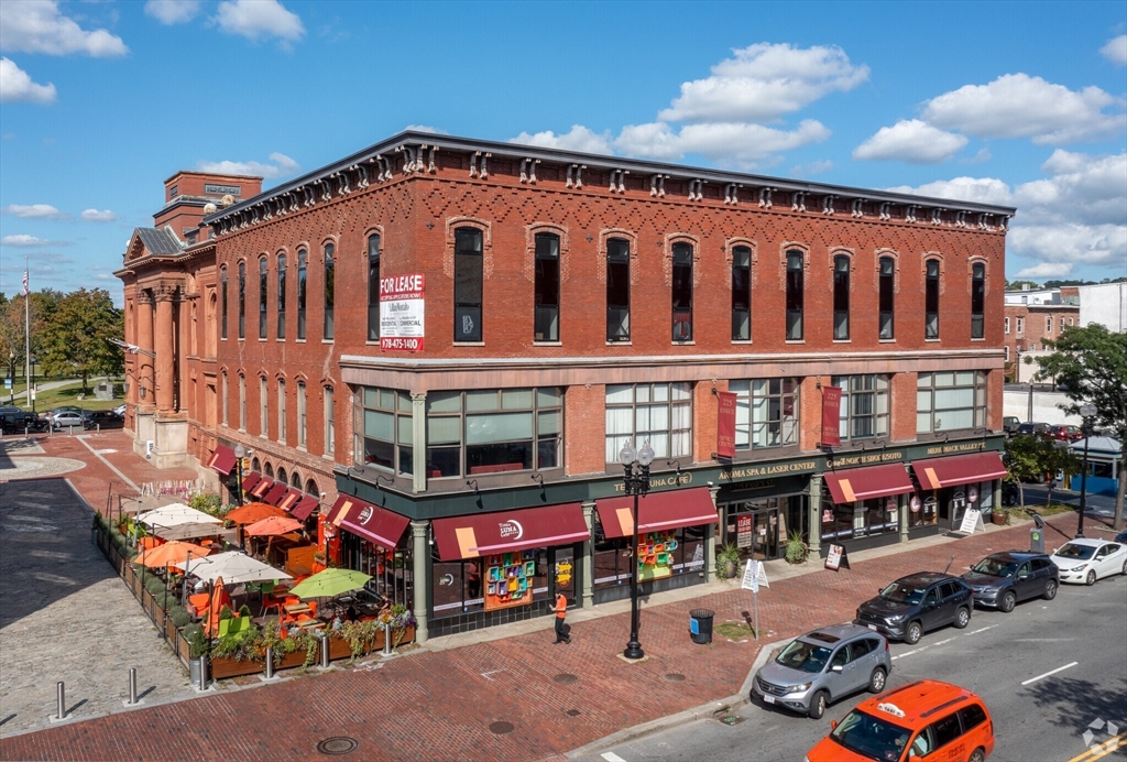 225 Essex St, Lawrence, Massachusetts, ,Commercial Lease,For Rent,Essex St,73322594