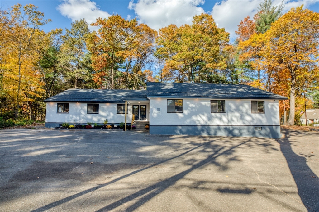 2 Gordon St, Simsbury, Connecticut, ,Commercial Lease,For Rent,Gordon St,73337134