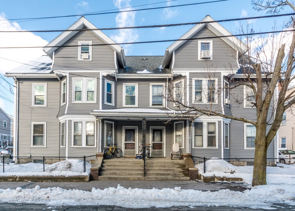 46-52 Cushing Street, Waltham, Massachusetts, 12 Bedrooms Bedrooms, 20 Rooms Rooms,4 BathroomsBathrooms,Residential Income,For Sale,Cushing Street,73337186