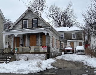 54-58 Willow St, Lowell, Massachusetts, 6 Bedrooms Bedrooms, 14 Rooms Rooms,3 BathroomsBathrooms,Residential Income,For Sale,Willow St,73337319