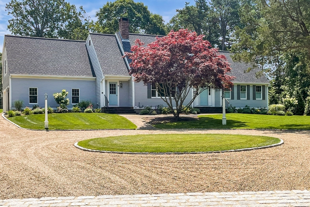 12 Paddocks Path, Dennis, Massachusetts, 4 Bedrooms Bedrooms, 7 Rooms Rooms,2.5 BathroomsBathrooms,Residential,For Sale,Paddocks Path,73337486