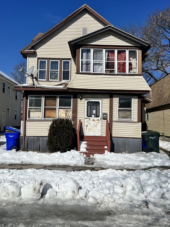 180-182 Bloomfield St, Springfield, Massachusetts, 6 Bedrooms Bedrooms, 10 Rooms Rooms,2 BathroomsBathrooms,Residential Income,For Sale,Bloomfield St,73337542