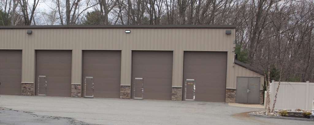 2302 Turnpike St, North Andover, Massachusetts, ,Commercial Lease,For Rent,Turnpike St,73337748