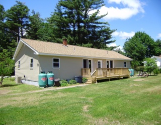 9 Danville Rd, Plaistow, New Hampshire, 5 Bedrooms Bedrooms, 9 Rooms Rooms,2 BathroomsBathrooms,Residential Income,For Sale,Danville Rd,73337846