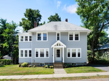 20 Marion Rd, Watertown, Massachusetts, 4 Bedrooms Bedrooms, 9 Rooms Rooms,2 BathroomsBathrooms,Residential,For Sale,Marion Rd,73284772