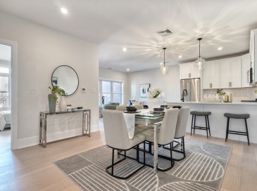 62 Foundry St, Wakefield, Massachusetts, 2 Bedrooms Bedrooms, 6 Rooms Rooms,2 BathroomsBathrooms,Residential,For Sale,Foundry St,73338448