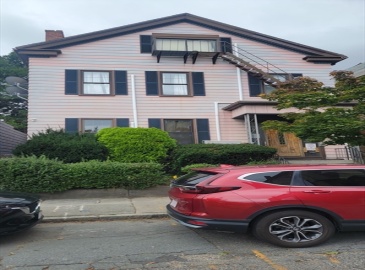 629 Purchase St, New Bedford, Massachusetts, 7 Bedrooms Bedrooms, 18 Rooms Rooms,6 BathroomsBathrooms,Residential Income,For Sale,Purchase St,73313350