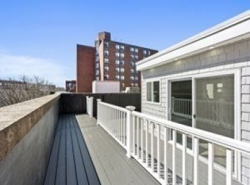 19 Central St, Lowell, Massachusetts, 2 Bedrooms Bedrooms, 5 Rooms Rooms,2.5 BathroomsBathrooms,Residential,For Sale,Central St,73251909