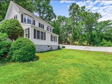 92 Atlantic Ave, Cohasset, Massachusetts, 4 Bedrooms Bedrooms, 9 Rooms Rooms,2.5 BathroomsBathrooms,Residential Lease,For Rent,Atlantic Ave,73340932