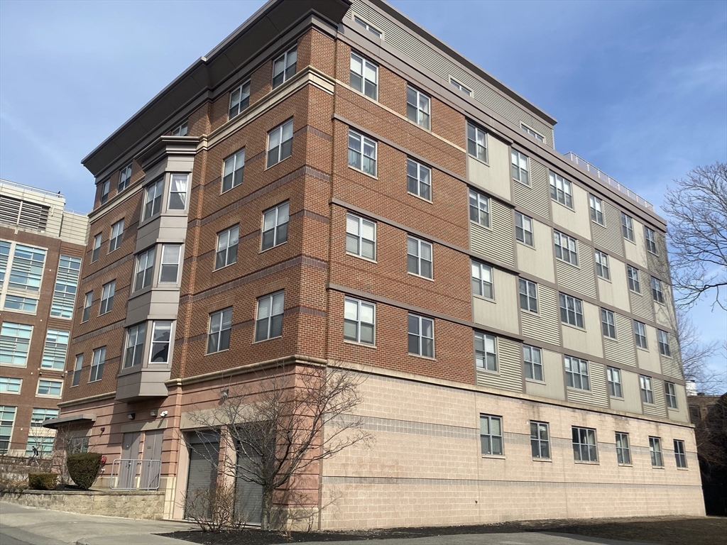 120 Mountfort Street, Boston, Massachusetts, 2 Bedrooms Bedrooms, 4 Rooms Rooms,2 BathroomsBathrooms,Residential Lease,For Rent,Mountfort Street,73342333