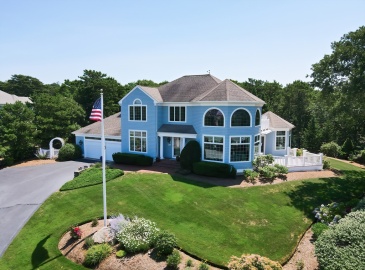 23 Farm Hill Rd, Dennis, Massachusetts, 4 Bedrooms Bedrooms, 9 Rooms Rooms,3 BathroomsBathrooms,Residential,For Sale,Farm Hill Rd,73267559