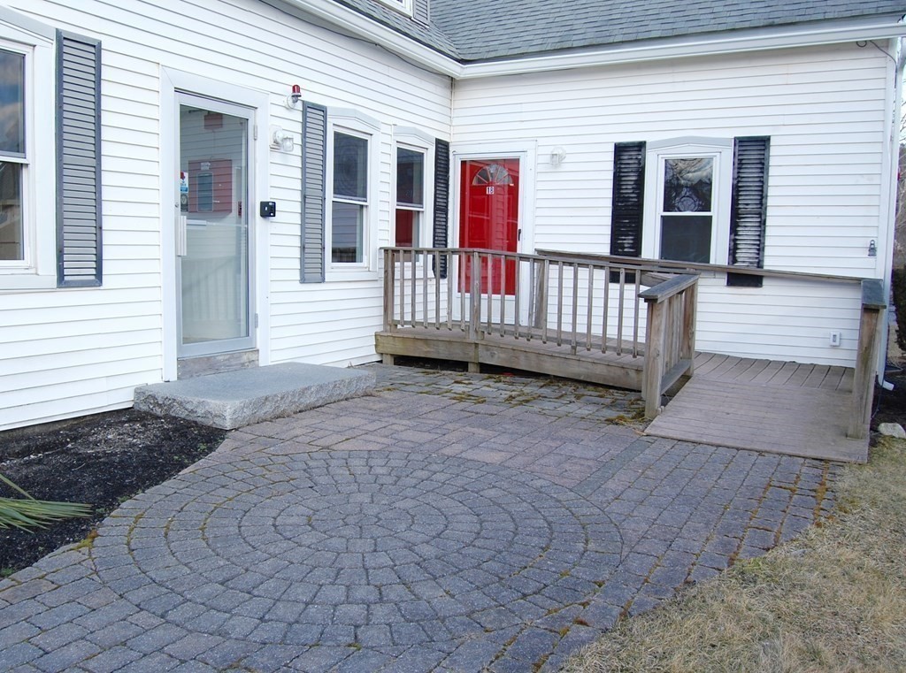1 Tarkiln Rd, Kingston, Massachusetts, 6 Bedrooms Bedrooms, 11 Rooms Rooms,3 BathroomsBathrooms,Residential Income,For Sale,Tarkiln Rd,73342988