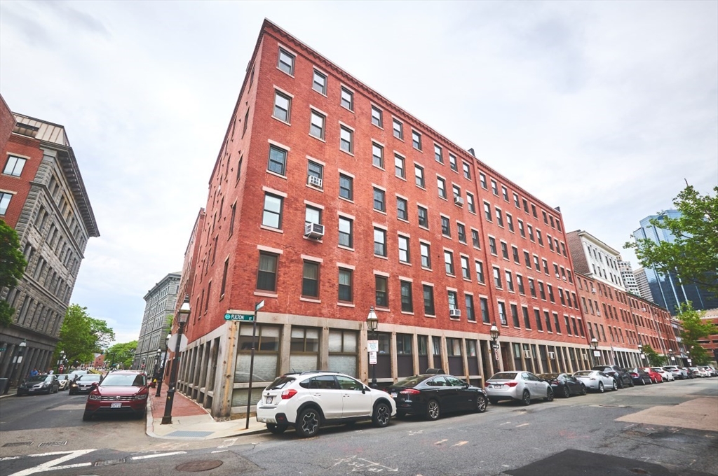 99 Fulton Street, Boston, Massachusetts, 2 Bedrooms Bedrooms, 5 Rooms Rooms,1 BathroomBathrooms,Residential Lease,For Rent,Fulton Street,73343311