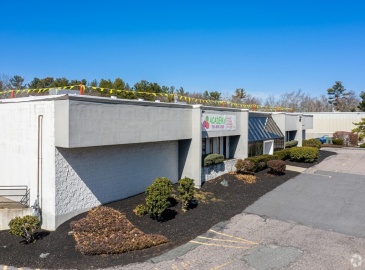 427 Turnpike St, Canton, Massachusetts, ,Commercial Lease,For Rent,Turnpike St,73343522