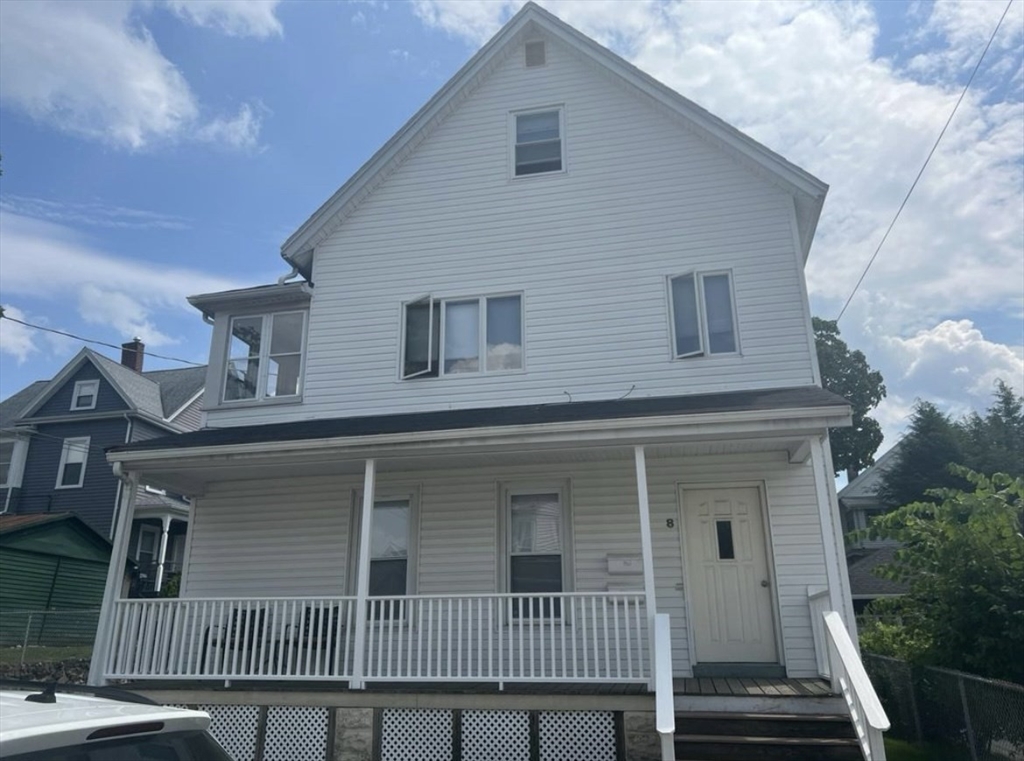 8 Kearney Street, Malden, Massachusetts, 1 Bedroom Bedrooms, 3 Rooms Rooms,1 BathroomBathrooms,Residential Lease,For Rent,Kearney Street,73343834