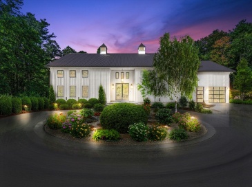 41 Myrtle St, Norfolk, Massachusetts, 4 Bedrooms Bedrooms, 9 Rooms Rooms,3.5 BathroomsBathrooms,Residential,For Sale,Myrtle St,73343925