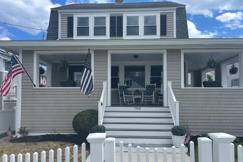 780 Nantasket Ave. (June/July/Aug), Hull, Massachusetts, 3 Bedrooms Bedrooms, 8 Rooms Rooms,1.5 BathroomsBathrooms,Residential Lease,For Rent,Nantasket Ave. (June/July/Aug),73344477