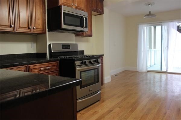 9 Chesterton St., Boston, Massachusetts, 2 Bedrooms Bedrooms, 4 Rooms Rooms,2 BathroomsBathrooms,Residential Lease,For Rent,Chesterton St.,73345519