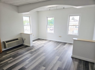 3 Porter Street, Stoughton, Massachusetts, ,Commercial Lease,For Rent,Porter Street,73345842
