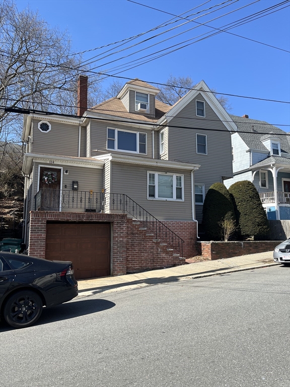 114 Henry Ave, Lynn, Massachusetts, 2 Bedrooms Bedrooms, 4 Rooms Rooms,1 BathroomBathrooms,Residential Lease,For Rent,Henry Ave,73345972