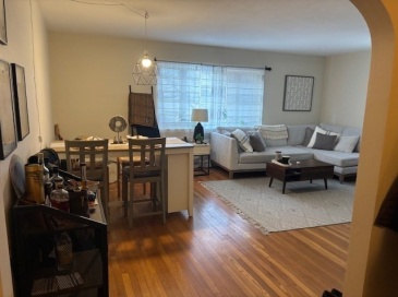 48 Hollis, Newton, Massachusetts, 2 Bedrooms Bedrooms, 4 Rooms Rooms,1 BathroomBathrooms,Residential Lease,For Rent,Hollis,73346005 48 Hollis, Newton, Massachusetts, 2 Bedrooms Bedrooms, 4 Rooms Rooms,1 BathroomBathrooms,Residential Lease,For Rent,Hollis,73346005