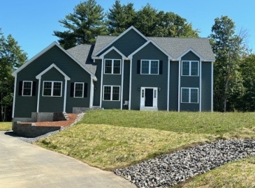 249 Standish Ln, Hudson, New Hampshire, 4 Bedrooms Bedrooms, 9 Rooms Rooms,3.5 BathroomsBathrooms,Residential,For Sale,Standish Ln,73285048