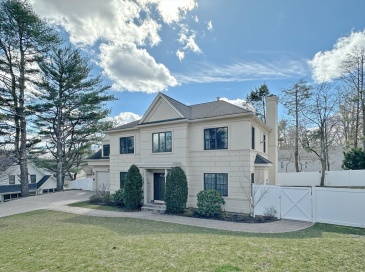 9 Vine St, Newton, Massachusetts, 5 Bedrooms Bedrooms, 8 Rooms Rooms,4.5 BathroomsBathrooms,Residential Lease,For Rent,Vine St,73346153 9 Vine St, Newton, Massachusetts, 5 Bedrooms Bedrooms, 8 Rooms Rooms,4.5 BathroomsBathrooms,Residential Lease,For Rent,Vine St,73346153