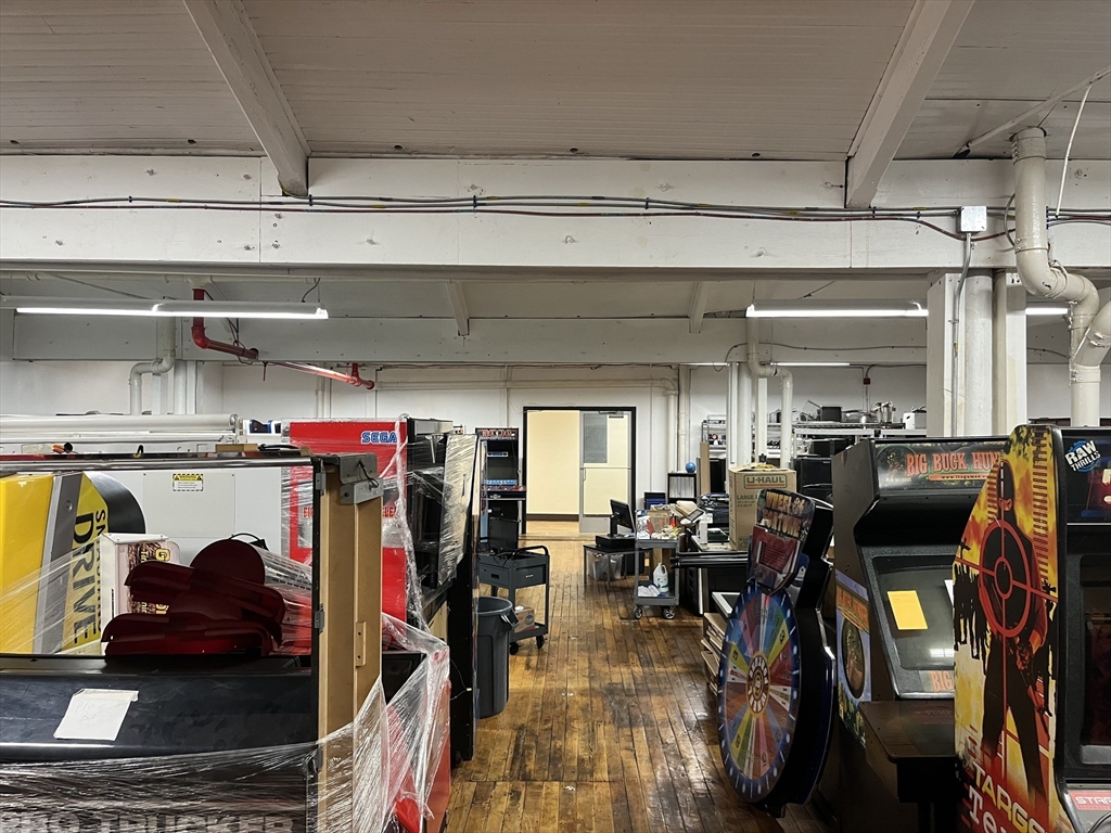 521 Mount Hope St, North Attleboro, Massachusetts, ,Commercial Lease,For Rent,Mount Hope St,73347002