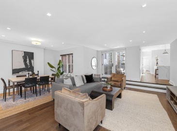 33 Bowdoin Street, Boston, Massachusetts, 2 Bedrooms Bedrooms, 5 Rooms Rooms,2.5 BathroomsBathrooms,Residential,For Sale,Bowdoin Street,73267019