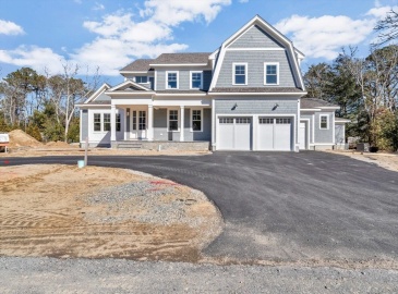 15 Willow Circle, Mashpee, Massachusetts, 4 Bedrooms Bedrooms, 9 Rooms Rooms,3.5 BathroomsBathrooms,Residential,For Sale,Willow Circle,73257154