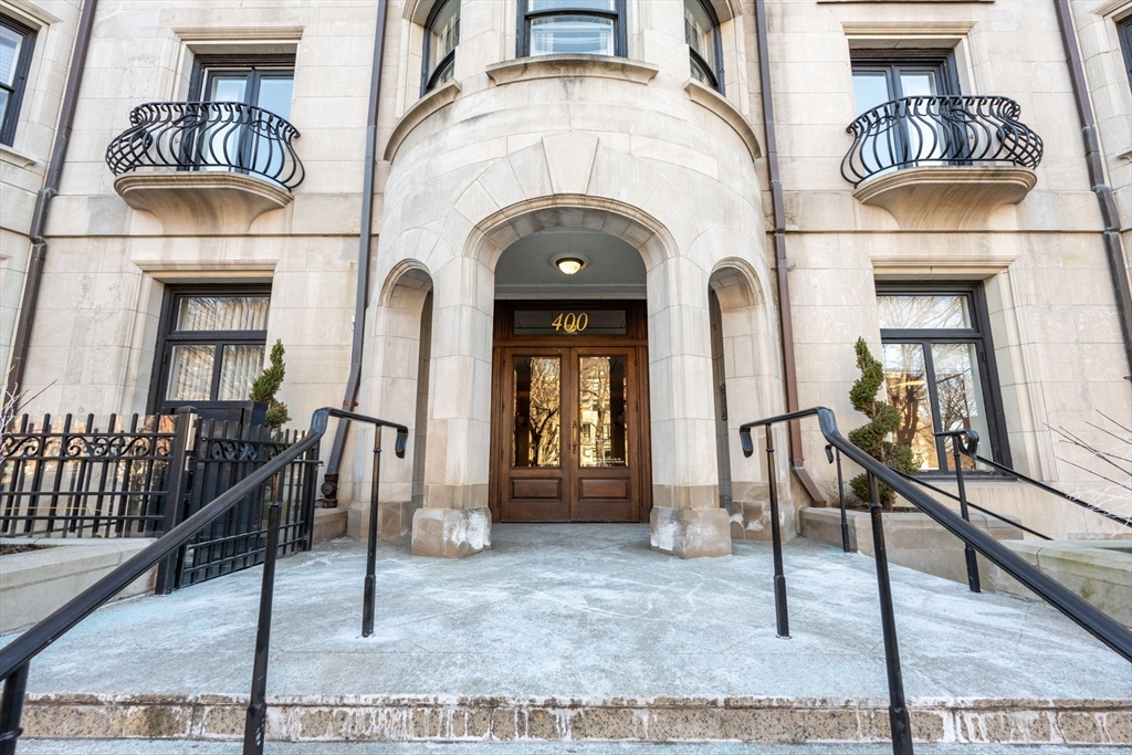 400 Commonwealth, Boston, Massachusetts, ,Commercial Sale,For Sale,Commonwealth,73350868