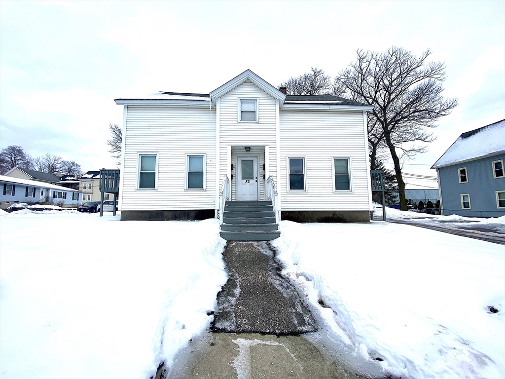 82 Mill St, Worcester, Massachusetts, 3 Bedrooms Bedrooms, 11 Rooms Rooms,4 BathroomsBathrooms,Residential Income,For Sale,Mill St,73337037