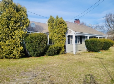 624 Route 28, Yarmouth, Massachusetts, 4 Bedrooms Bedrooms, 10 Rooms Rooms,4.5 BathroomsBathrooms,Residential Income,For Sale,Route 28,73355052