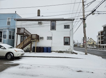 1138 North Shore Rd, Revere, Massachusetts, 5 Bedrooms Bedrooms, 10 Rooms Rooms,2 BathroomsBathrooms,Residential Income,For Sale,North Shore Rd,73332226