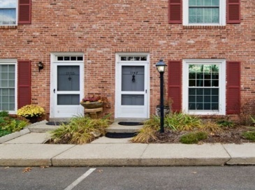 1157 Dickinson St, Springfield, Massachusetts, 2 Bedrooms Bedrooms, 5 Rooms Rooms,1.5 BathroomsBathrooms,Residential Lease,For Rent,Dickinson St,73355829 1157 Dickinson St, Springfield, Massachusetts, 2 Bedrooms Bedrooms, 5 Rooms Rooms,1.5 BathroomsBathrooms,Residential Lease,For Rent,Dickinson St,73355829