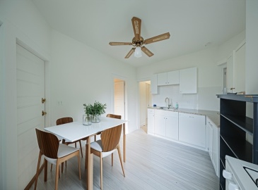 38 Jefferson St, Cambridge, Massachusetts, 2 Bedrooms Bedrooms, 4 Rooms Rooms,1 BathroomBathrooms,Residential Lease,For Rent,Jefferson St,73356100