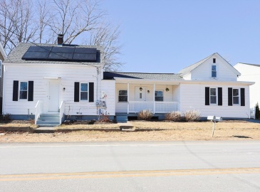 10-12 Phillips St, Attleboro, Massachusetts, 5 Bedrooms Bedrooms, 13 Rooms Rooms,2 BathroomsBathrooms,Residential Income,For Sale,Phillips St,73333068