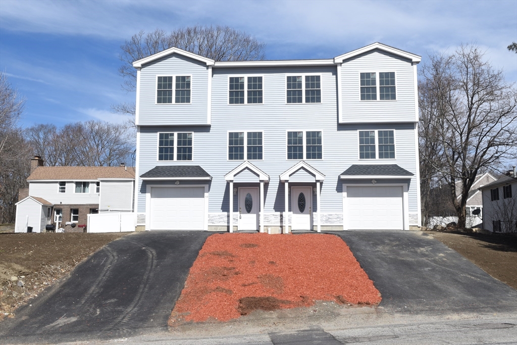 59-61 Sunderland, Worcester, Massachusetts, 6 Bedrooms Bedrooms, 14 Rooms Rooms,5 BathroomsBathrooms,Residential Income,For Sale,Sunderland,73357206