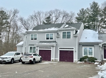 21 Edgewater Dr, Norton, Massachusetts, 3 Bedrooms Bedrooms, 6 Rooms Rooms,2.5 BathroomsBathrooms,Residential,For Sale,Edgewater Dr,73203292