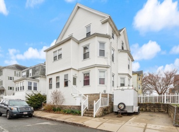 23-27 Ash St, Fall River, Massachusetts, 9 Bedrooms Bedrooms, 18 Rooms Rooms,3 BathroomsBathrooms,Residential Income,For Sale,Ash St,73360639