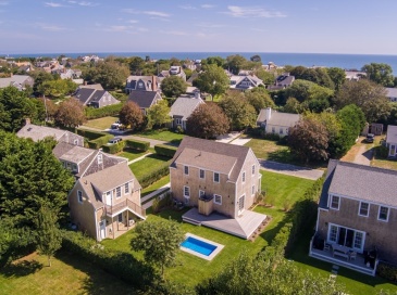 8 Sconset Ave, Nantucket, Massachusetts, 4 Bedrooms Bedrooms, 9 Rooms Rooms,4.5 BathroomsBathrooms,Residential,For Sale,Sconset Ave,73360776