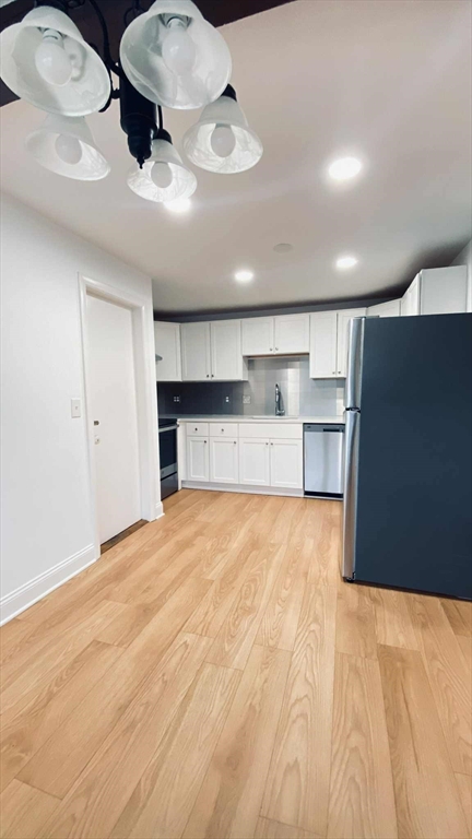 68 Preston, Wakefield, Massachusetts, 2 Bedrooms Bedrooms, 5 Rooms Rooms,1 BathroomBathrooms,Residential Lease,For Rent,Preston,73361398