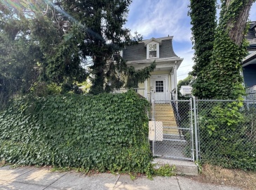 242 Westville St, Boston, Massachusetts, 4 Bedrooms Bedrooms, 10 Rooms Rooms,2 BathroomsBathrooms,Residential Income,For Sale,Westville St,73275090