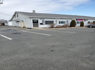 71 Maple St, East Longmeadow, Massachusetts, ,Commercial Lease,For Rent,Maple St,73349182