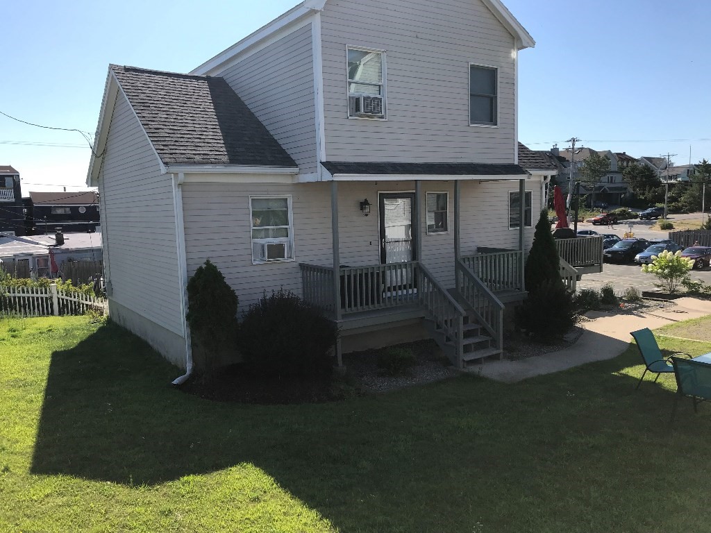 7 Collins Way, Newbury, Massachusetts, 2 Bedrooms Bedrooms, 4 Rooms Rooms,1 BathroomBathrooms,Residential,For Sale,Collins Way,73362126